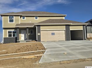 11003 N 161st Ave, Bennington, NE 68007