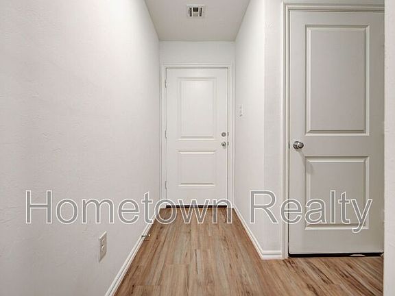 5th image of 3308 NW 148th St