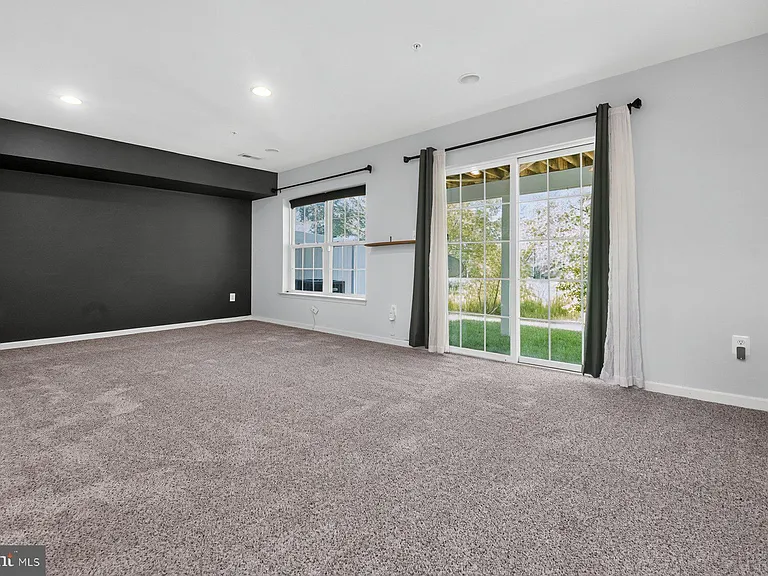 728 Millhouse Dr — Photo 22