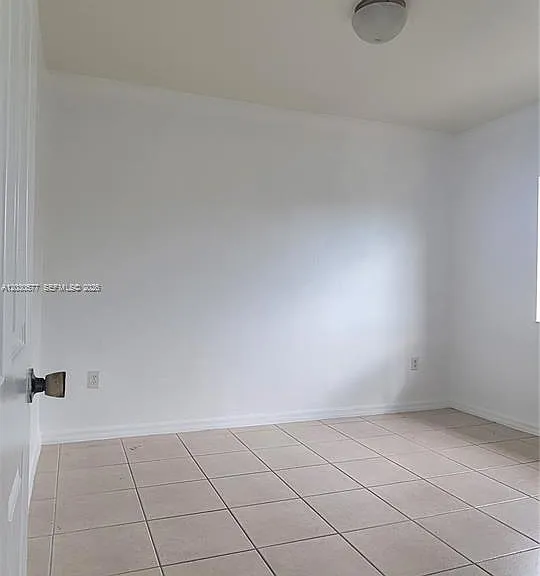 33 E 20th St #203 — Photo 10
