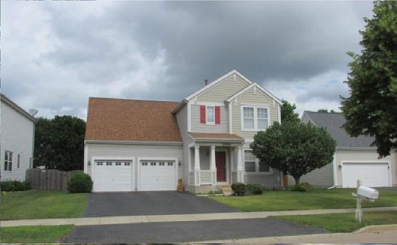 1st image of 2466 Claridge Ln