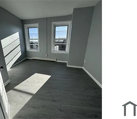 3 bed, $2,200 — Photo 3
