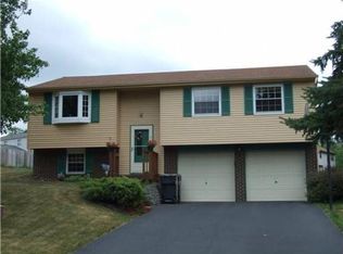 402 Leatherbark Rd, Cranberry Township, PA 16066