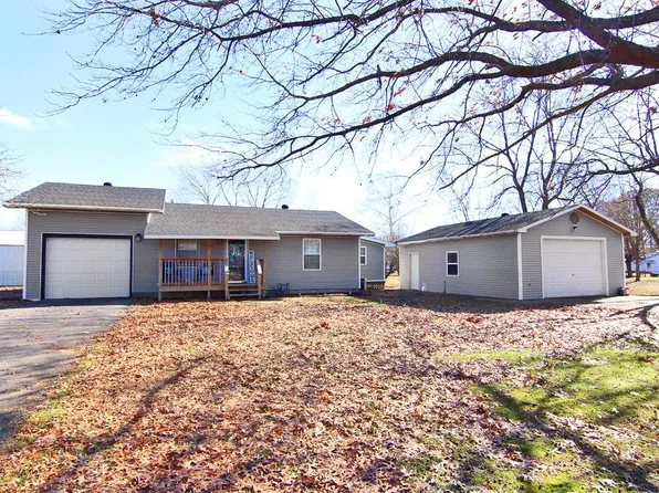 114 N Tilley St, Advance, MO 63730