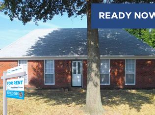 7083 Gleneagles Dr, Memphis, TN 38141