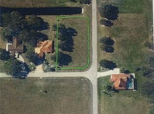 8200 Castile Rd, Sebring, FL 33876