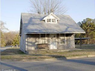 354 Oakland Ave, Mocksville, NC 27028