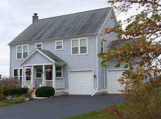 1441 Indian Grass Ln, Grayslake, IL 60030