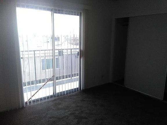 4th image of 815 Myrtle Ave APT 9