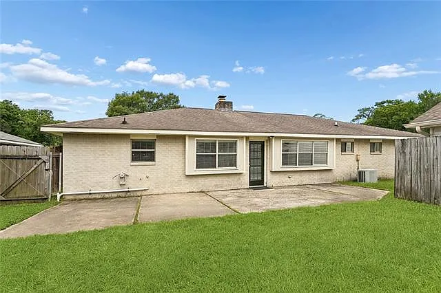 218 Melody Ln — Photo 16