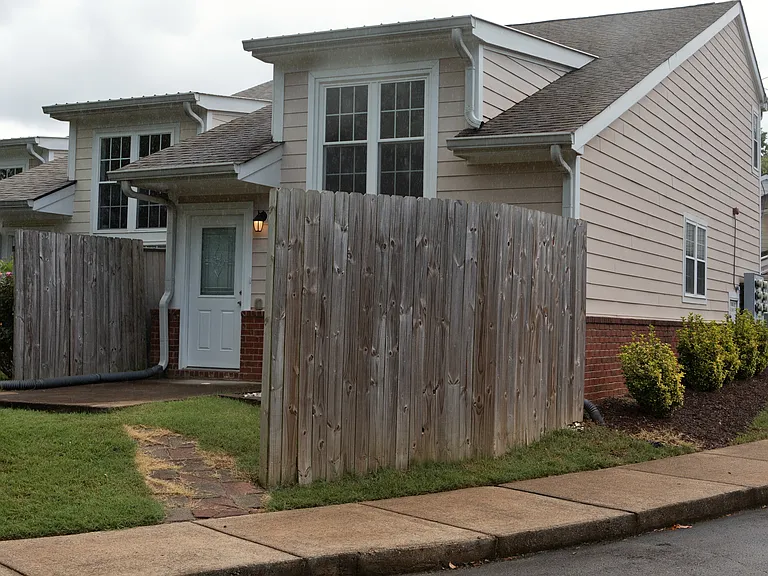 2001 Birch Ln — Photo 25