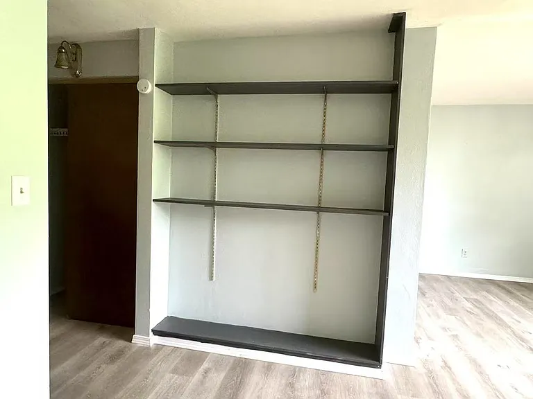 3401 Woodman Dr #108 — Photo 11