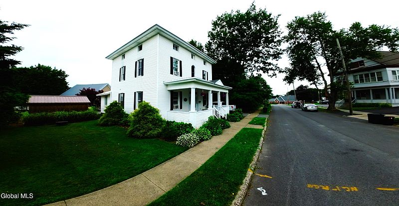 3rd image of 6 E Montgomery Street