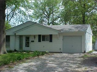 1327 Lou Ann Dr, Belleville, IL