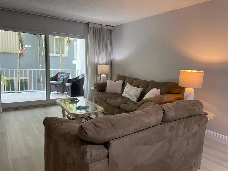 4629 Poinciana St #211 — Photo 12