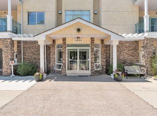 9449 19th St SW #108, Calgary, AB T2V5J8