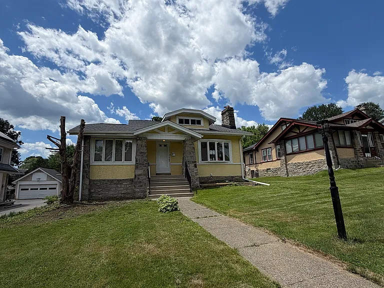 302 Shadeland Ave — Photo 26