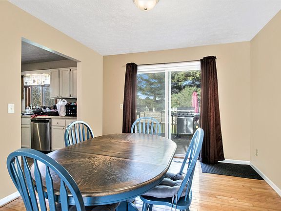 5th image of 225 Easthill Dr