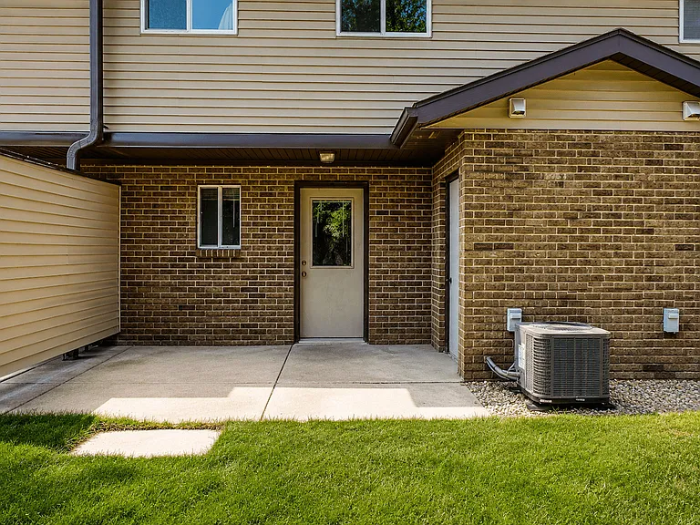 101 Pine Meadow Ct #314 — Photo 9