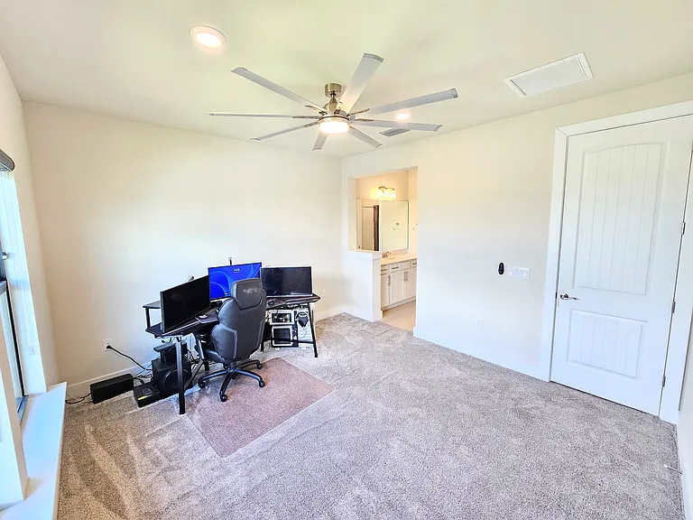 4308 Arlington Dr — Photo 9