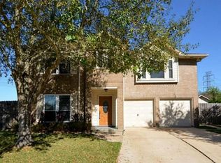 506 Oak Briar Dr, Kemah, TX 77565