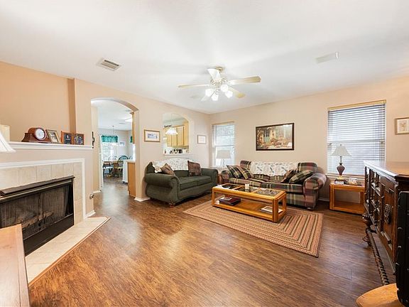 5th image of 1026 Moser River Dr