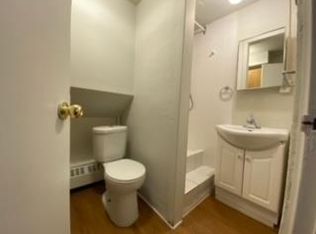 316 Westdale Ave #101, Kingston, ON K7L4S7