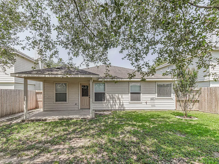 20210 Ribbonwood Point Ct — Photo 20