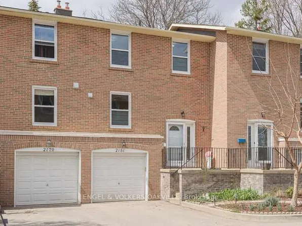 2181 Mountain Grove Ave #77, Burlington, ON L7P 2H8