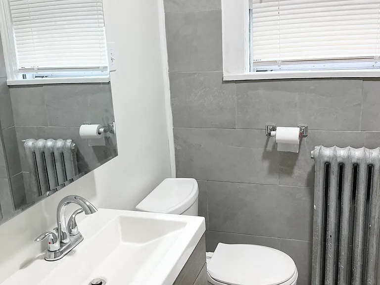 687 Yonkers Ave #2R — Photo 2