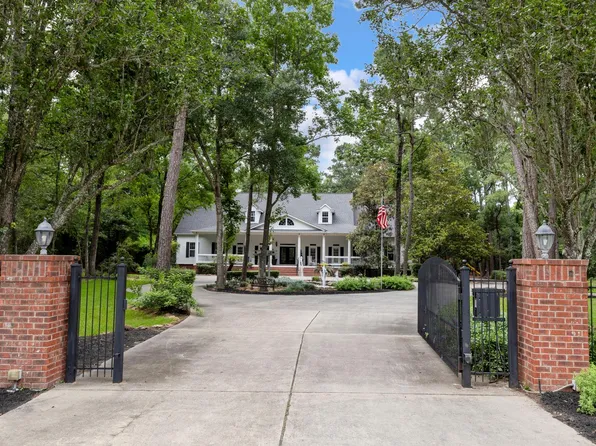 10810 Lake Windcrest, Magnolia, TX 77354