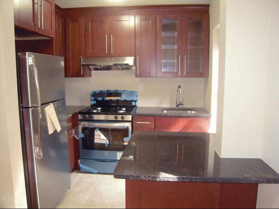 1st image of 268 Bay 17 St #A2