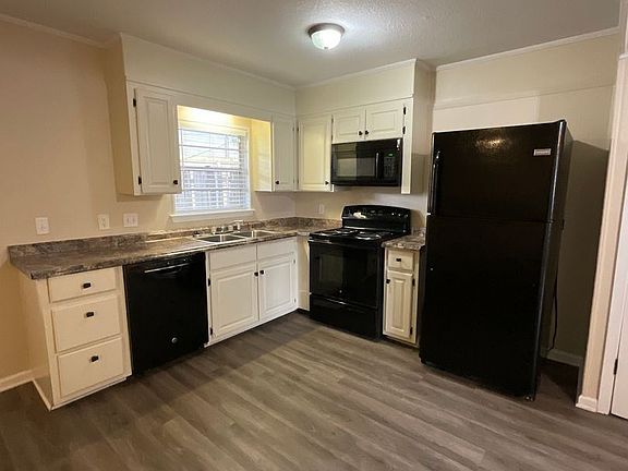 4th image of 5820 Sanders St APT M