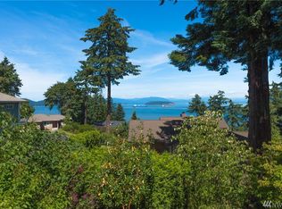 4009 Whistle Lake Rd, Anacortes, WA 98221