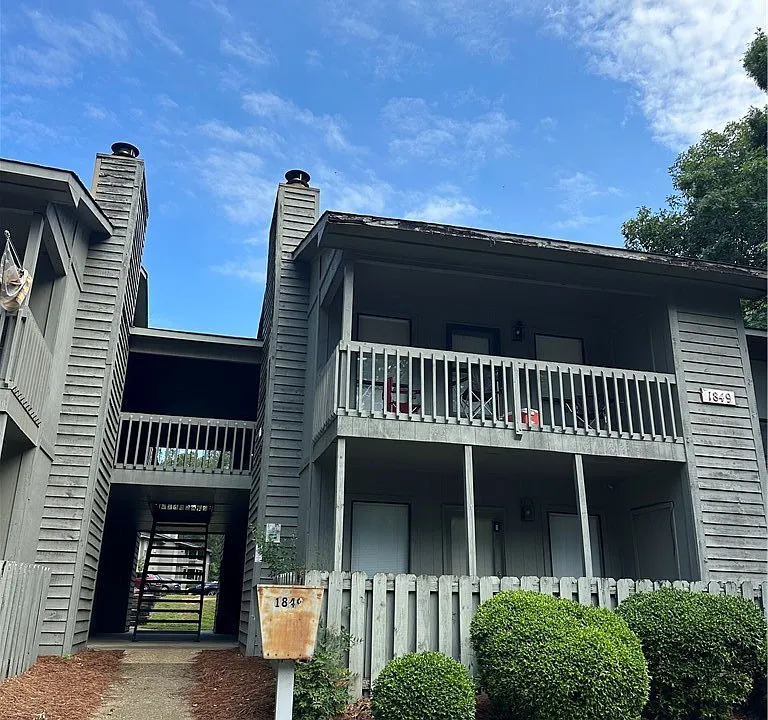 1849 Tryon Dr #5