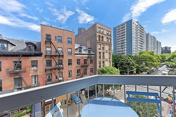 Rented by Corcoran | media 10