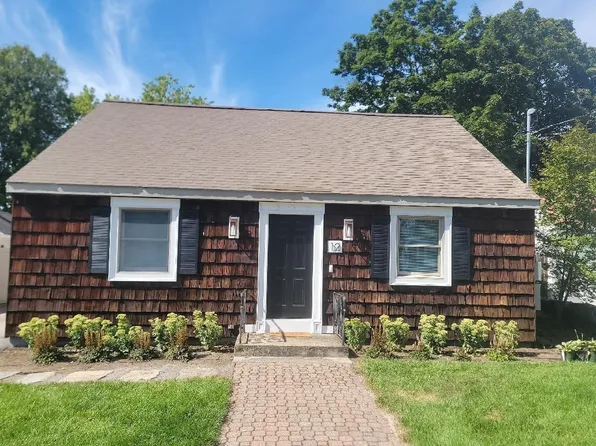 12 Taylor St, Nashua, NH 03060