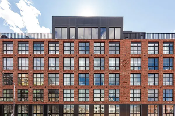 Rented by Twin Group | media 32