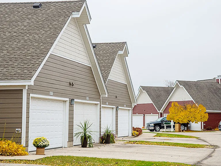 Mequon Trail Townhomes — Photo 24