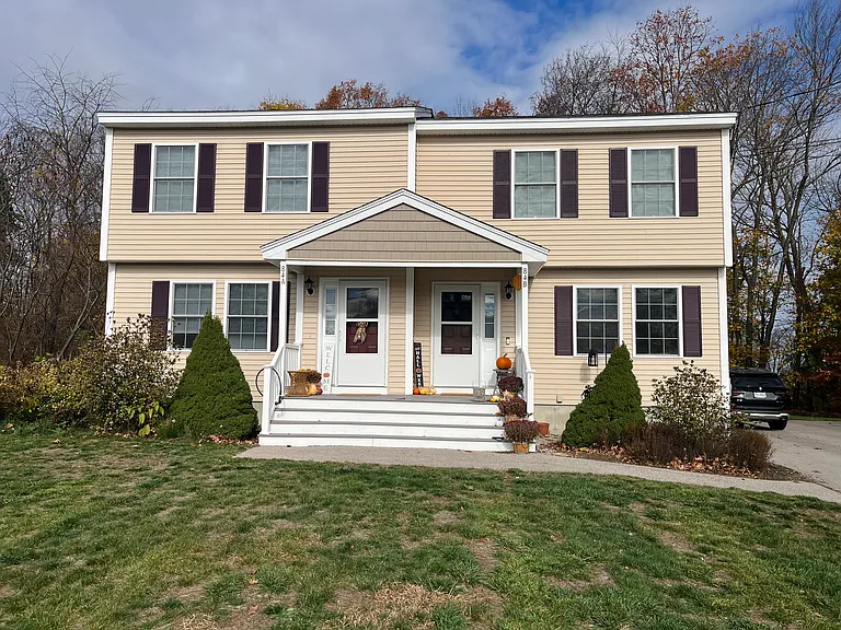 84 Holly St #B — Photo 1