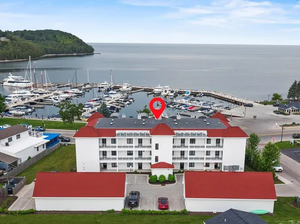 10722 N Bay Shore Dr Unit 104, Sister Bay, WI 54234
