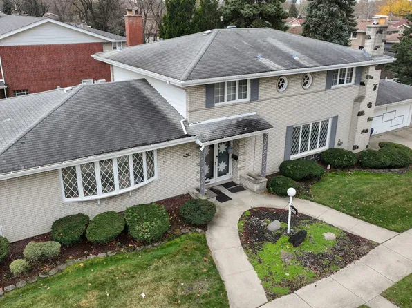 9000 S Richmond Ave, Chicago, IL 60805