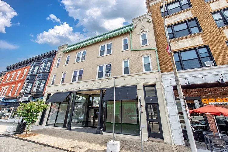 74 Elm St #3F — Photo 1