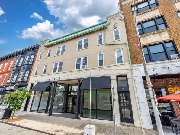 74 Elm St #3F, Westfield, NJ 07090