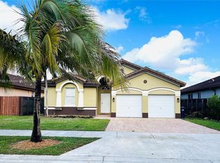 15611 SW 21st Ter, Miami, FL 33185