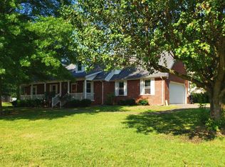 2610 Riverstone Dr, Murfreesboro, TN 37128