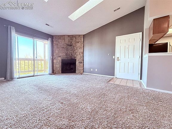 4th image of 840 Tenderfoot Hill Rd APT 201