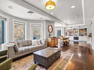 33 Cambridge Way, Weehawken, NJ 07086