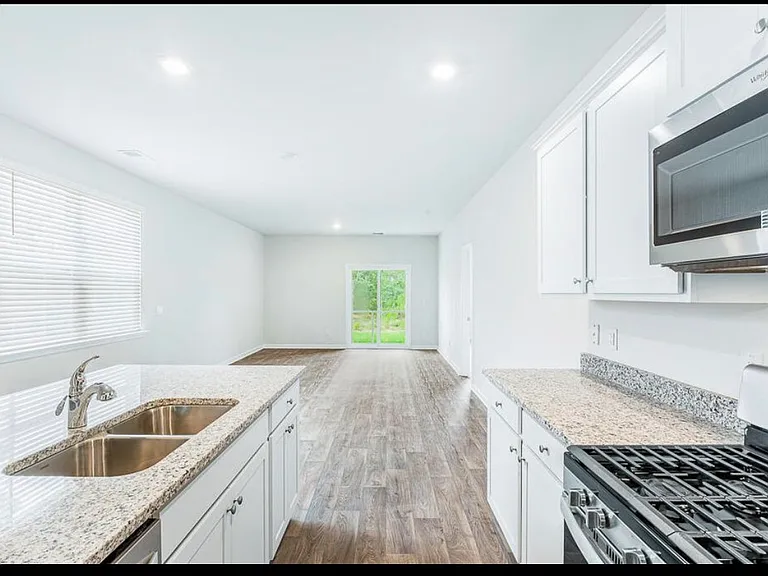 620 Ladywood Dr — Photo 10