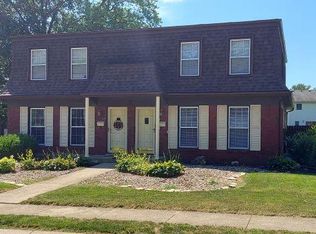 634 Harvard Dr, Edwardsville, IL 62025